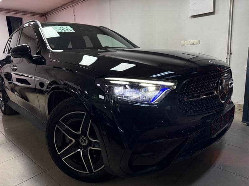 Mercedes Benz GLC 300 AMG NIGHT 360c LIGHT