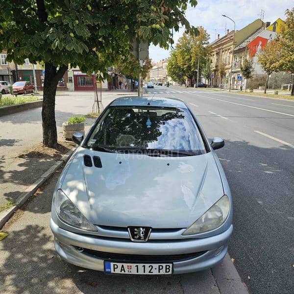 Peugeot 206 