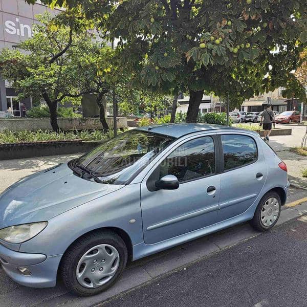 Peugeot 206 