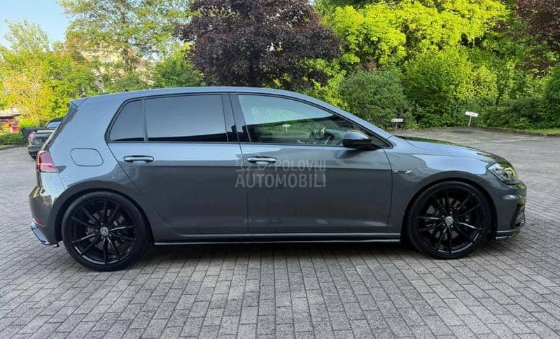 Volkswagen Golf 7 7.5R Volkswagen Golf 7 7.5R