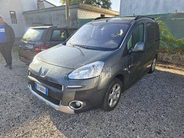 Desno krilo za Peugeot Partner od 2008. do 2018. god.