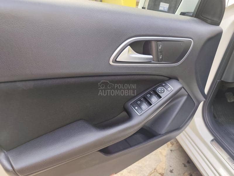 Mercedes Benz A 180 109 k s Mercedes Benz A 180 109 k s