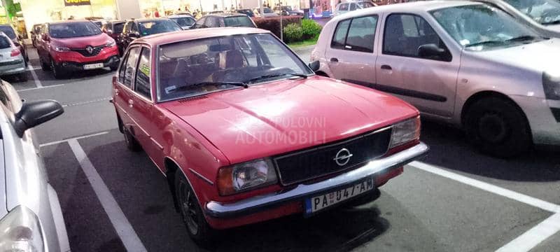 Opel Ascona 