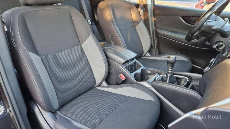 Nissan Qashqai 1.5 dci Acenta