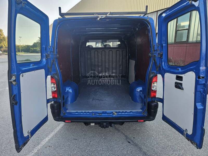 Opel Movano 2.5td