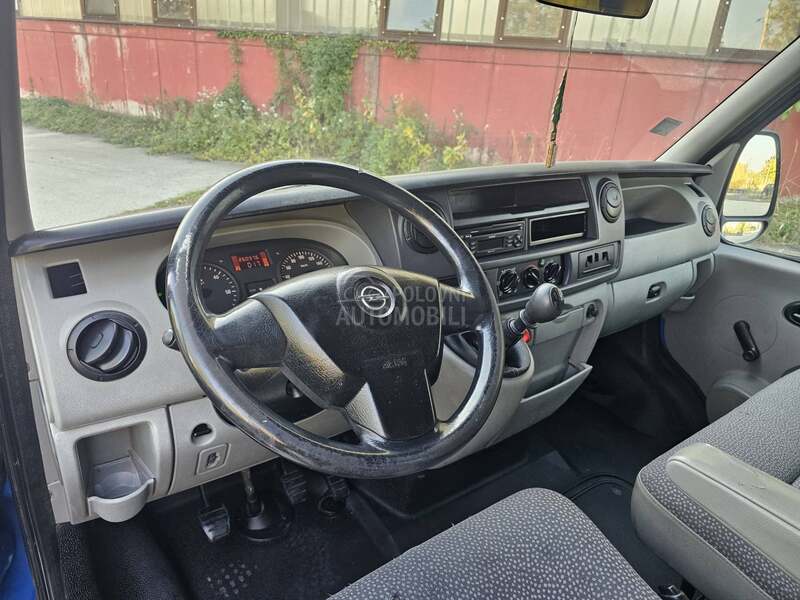 Opel Movano 2.5td