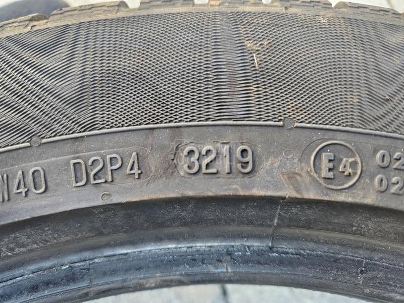 Continental 225/50 R17 Zimska