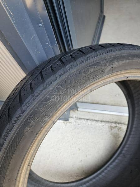 Riken 225/40 R18 Zimska