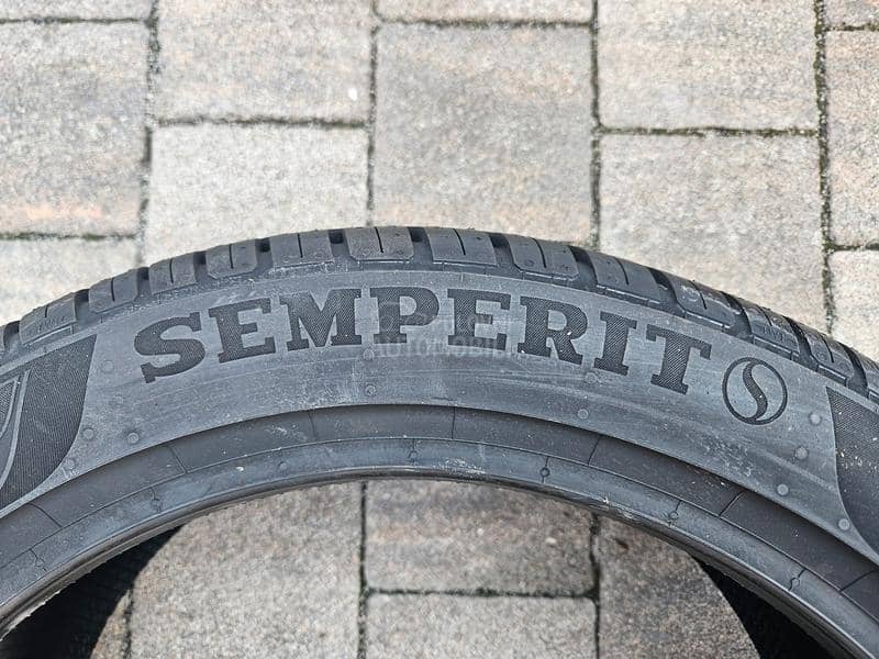 Semperit 195/45 R16 Letnja