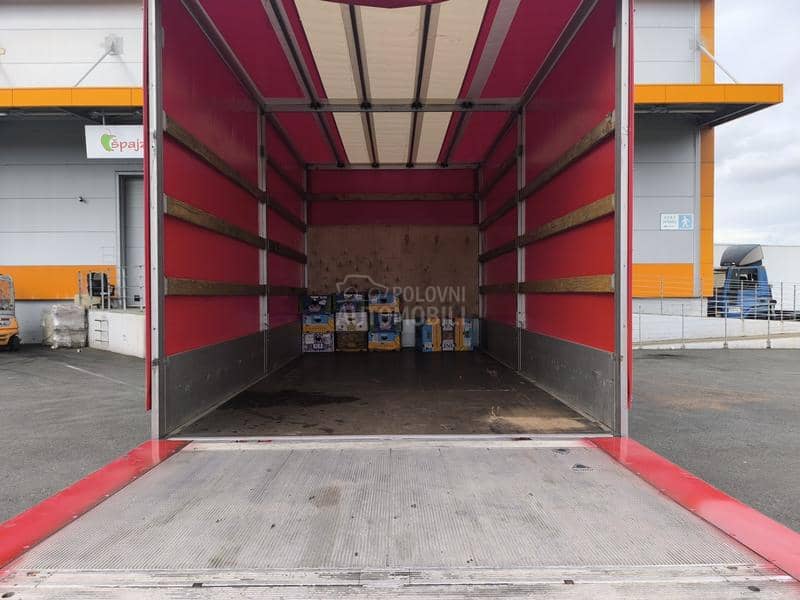 Mercedes Benz Sprinter 519