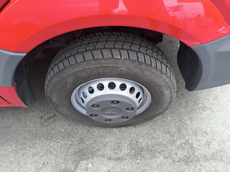 Mercedes Benz Sprinter 519