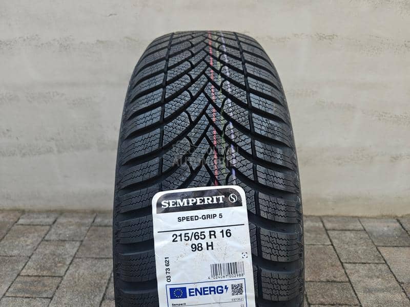 Semperit 215/65 R16 Zimska