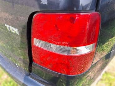 Stop svetlo desno za Volkswagen Touran od 2003. do 2006. god.