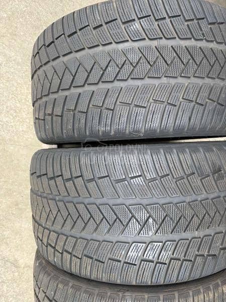 Vredestein 315/30 R22 Zimska