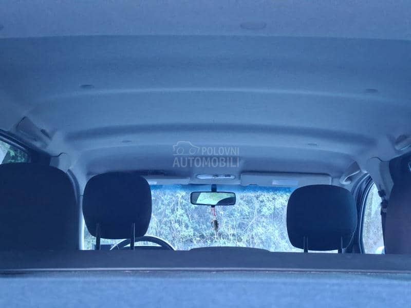 Dacia Duster 1.6 16V 4X4 NOVA Dacia Duster 1.6 16V 4X4 NOVA