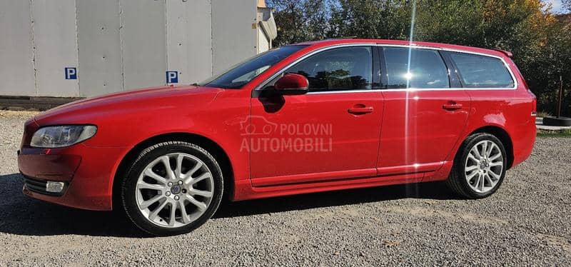 Volvo V70 D2 , R-designe look