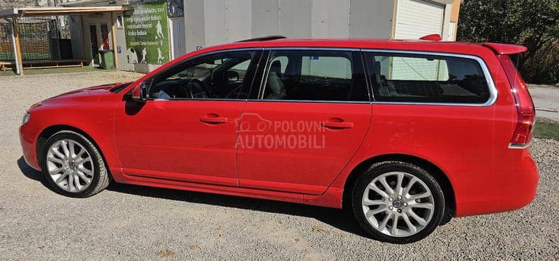 Volvo V70 D2 , R-designe look