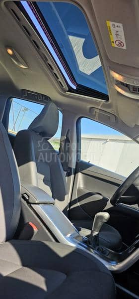 Volvo V70 D2 , R-designe look