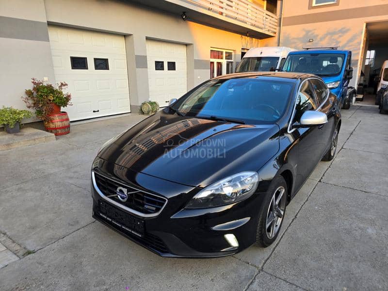 Volvo V40 2.0 D4//F-ULL// Volvo V40 2.0 D4//F-ULL//