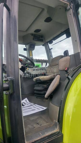 Claas Arion 540