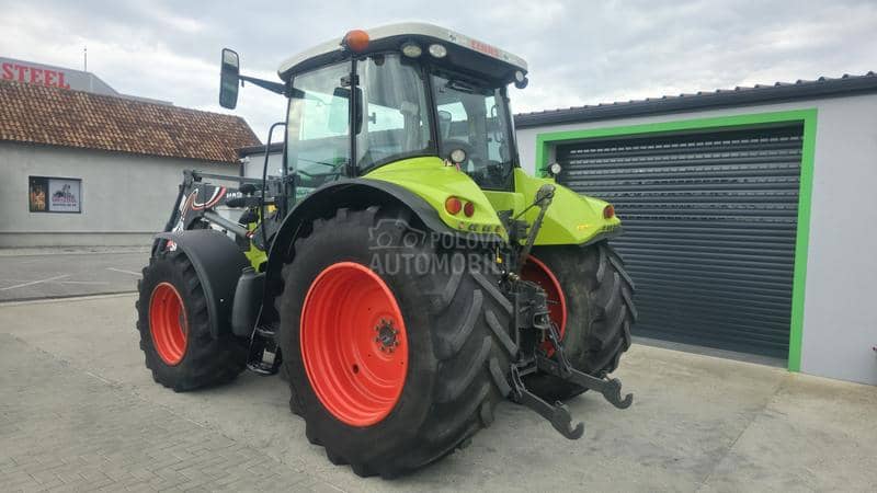 Claas Arion 540