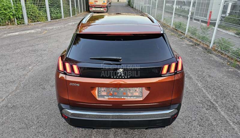 Peugeot 3008 1.5d 131 Allure/Led