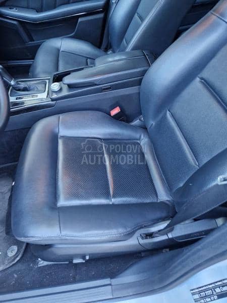 Mercedes Benz E 220 CDI