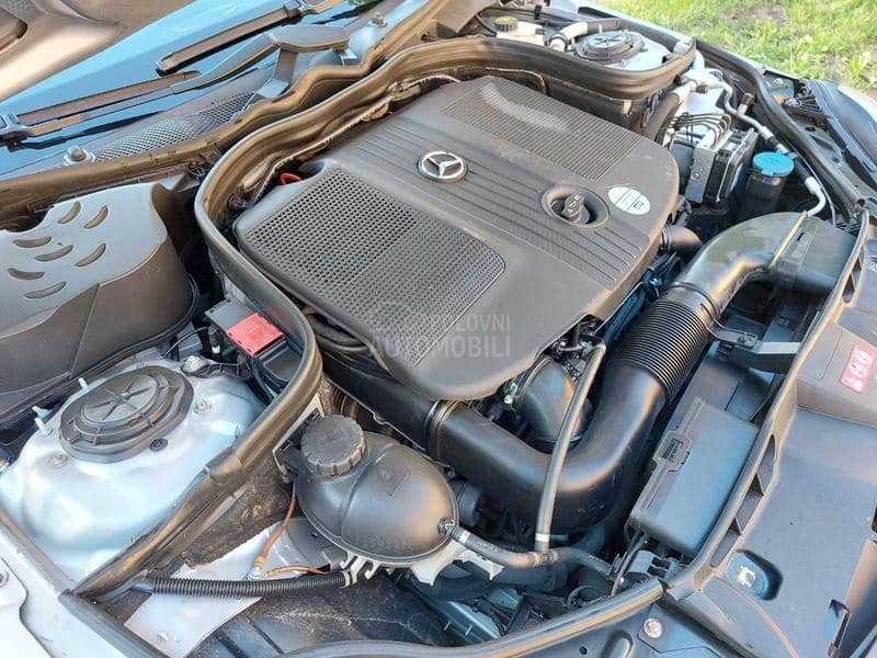 Mercedes Benz E 220 CDI