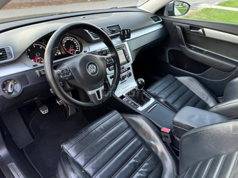Volkswagen Passat B7 Alltrack 