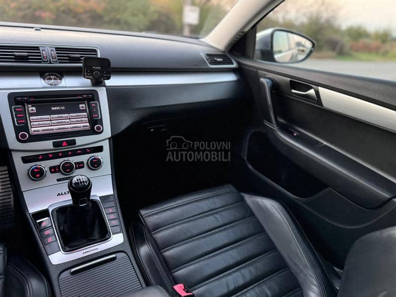 Volkswagen Passat B7 Alltrack 