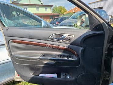 Tapacir vrata za Škoda Superb od 2001. do 2008. god.
