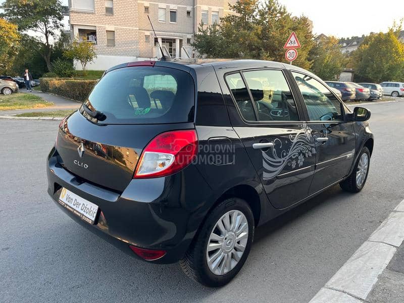 Renault Clio 1.2 16v