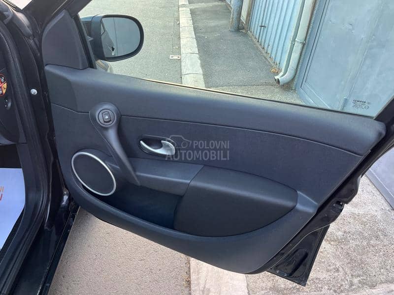 Renault Clio 1.2 16v