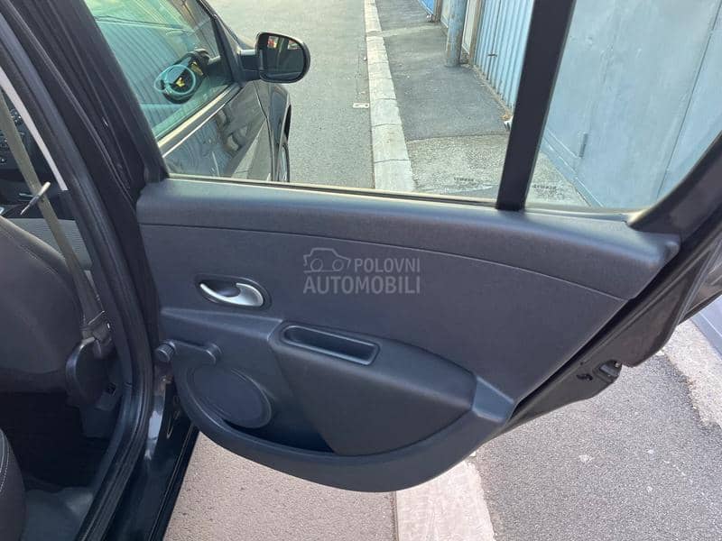 Renault Clio 1.2 16v