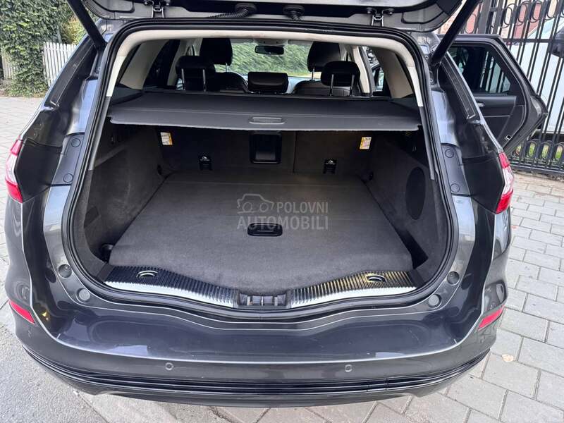 Ford Mondeo 2.0TDCI ŠVAJC 4 4
