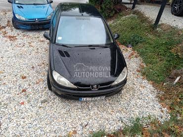 Peugeot 206 -  kompletan auto u delovima