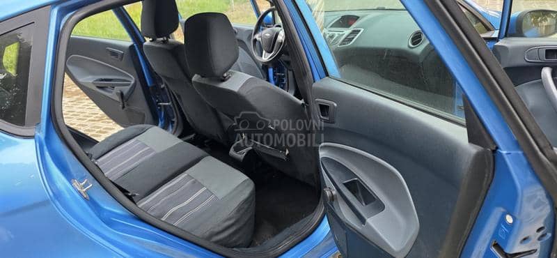 Ford Fiesta 1.4b tng Ford Fiesta 1.4b tng