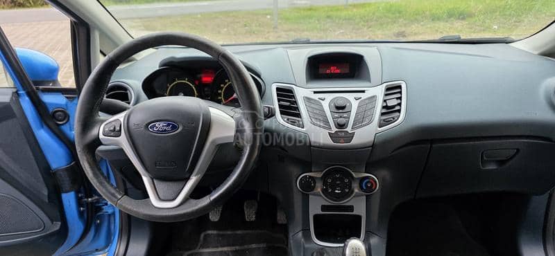 Ford Fiesta 1.4b tng Ford Fiesta 1.4b tng