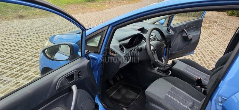 Ford Fiesta 1.4b tng Ford Fiesta 1.4b tng