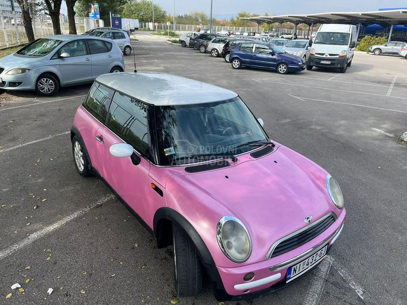 MINI Cooper 
