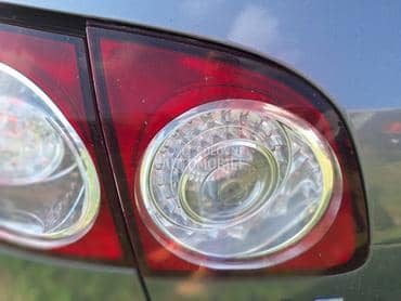 Stop svetlo gepeka levo za Volkswagen Golf Plus od 2004. do 2008. god.