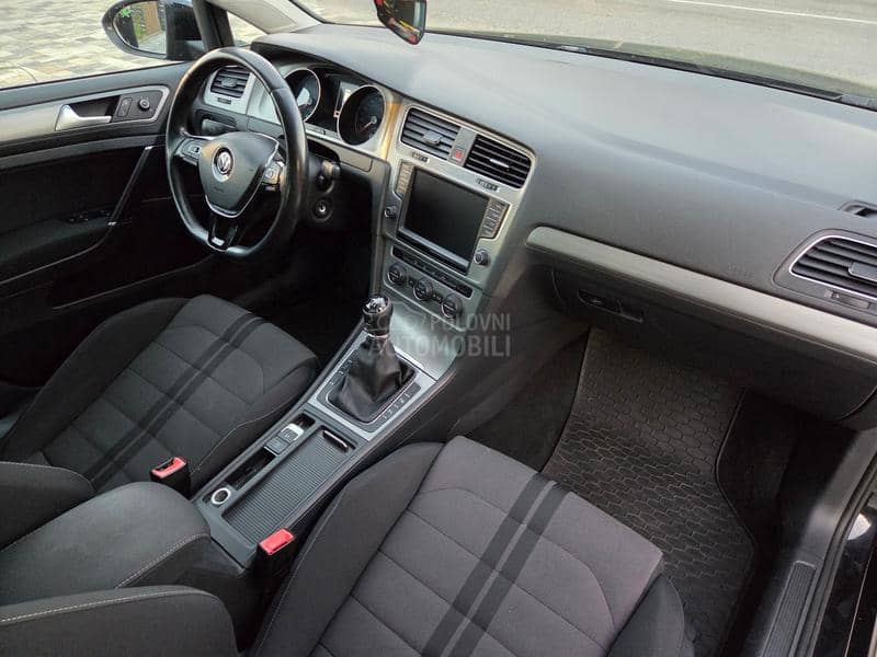 Volkswagen Golf 7 1.6TDI BlueMotion