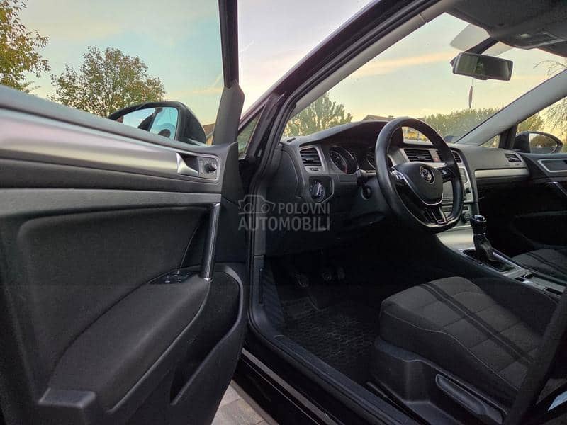 Volkswagen Golf 7 1.6TDI BlueMotion
