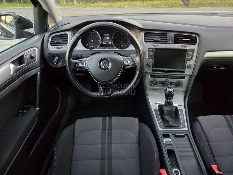 Volkswagen Golf 7 1.6TDI BlueMotion