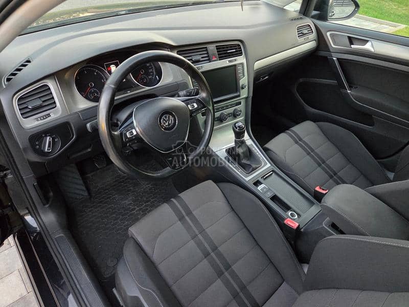 Volkswagen Golf 7 1.6TDI BlueMotion
