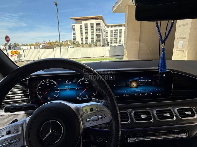 Mercedes Benz GLS 400 