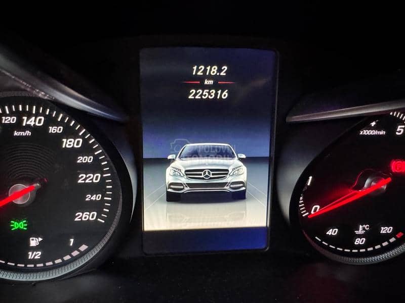 Mercedes Benz C 200 AMG Mercedes Benz C 200 AMG