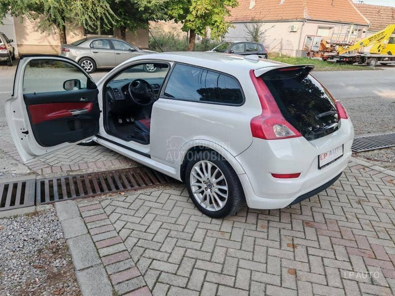 Volvo C30 
