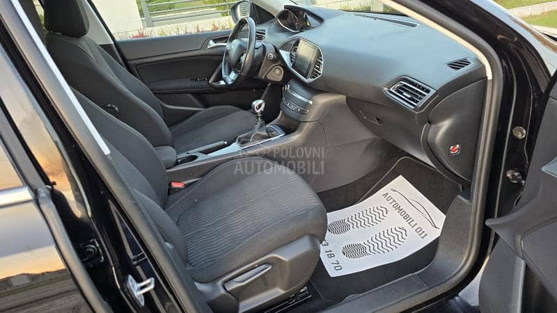 Peugeot 308 1.6 eHDI PANO