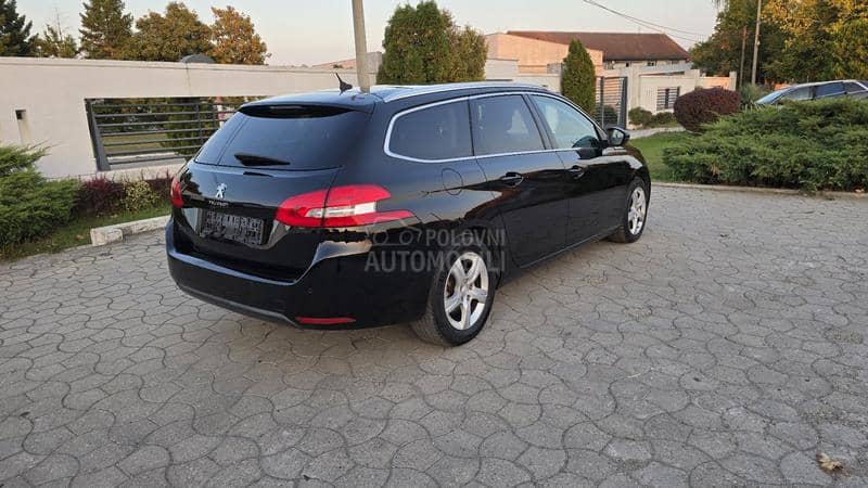 Peugeot 308 1.6 eHDI PANO